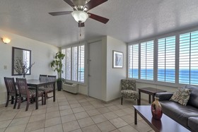 Bellwether Beach Resort