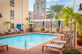 Hampton Inn & Suites St. Petersburg Downtown