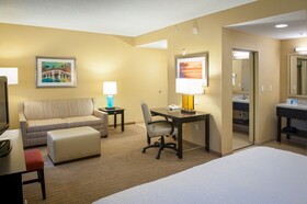 Hampton Inn & Suites St. Petersburg Downtown