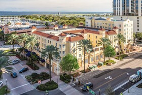 Hampton Inn & Suites St. Petersburg Downtown