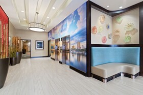 Hampton Inn & Suites St. Petersburg Downtown
