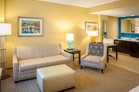 Hampton Inn & Suites St. Petersburg Downtown