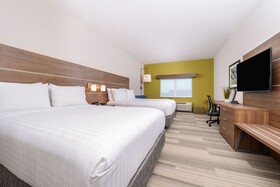 Holiday Inn Express & Suites St. Petersburg - Seminole Area
