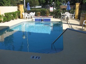 La Quinta Inn & Suites by Wyndham St. Petersburg Northeast