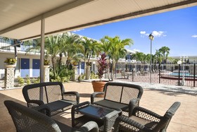 Days Inn by Wyndham St. Petersburg / Tampa Bay Area