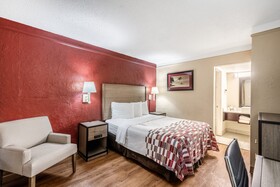 Red Roof Inn St. Petersburg