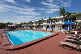 Super 8 by Wyndham St. Petersburg