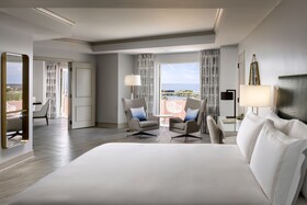 The Vinoy Resort & Golf Club, Autograph Collection