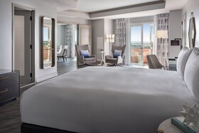 The Vinoy Resort & Golf Club, Autograph Collection