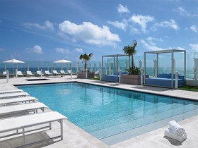 Grand Beach Hotel Surfside West