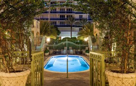 Sun Habour Boutique