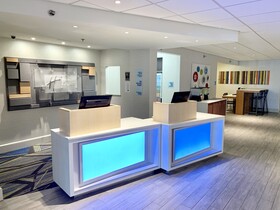 Holiday Inn Express Tallahassee - I-10 E