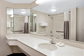 La Quinta Inn by Wyndham Tallahassee North
