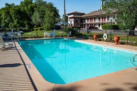 Red Roof Inn Tallahassee East