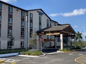 WoodSpring Suites Tamarac