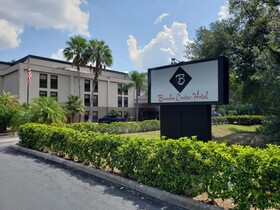 Spark by Hilton Tampa Brandon