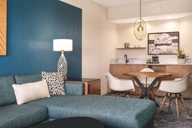 DoubleTree by Hilton Tampa Rocky Point Waterfront
