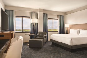 DoubleTree by Hilton Tampa Rocky Point Waterfront