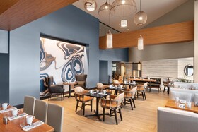 DoubleTree by Hilton Tampa Rocky Point Waterfront