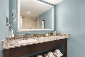 DoubleTree by Hilton Tampa Rocky Point Waterfront