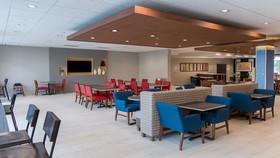 Holiday Inn Express & Suites Tampa East - Ybor City