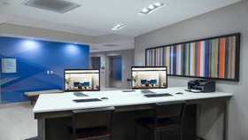 Holiday Inn Express & Suites Tampa East - Ybor City