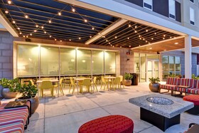 Home2 Suites by Hilton Tampa USF Near Busch Gardens