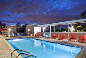 Home2 Suites by Hilton Tampa USF Near Busch Gardens
