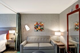 Home2 Suites by Hilton Tampa USF Near Busch Gardens