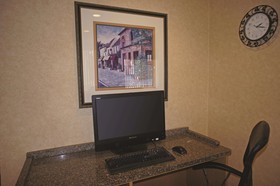 La Quinta Inn & Suites by Wyndham Tampa Fairgrounds - Casino