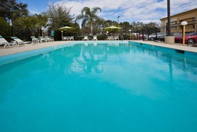 La Quinta Inn & Suites by Wyndham Tampa Fairgrounds - Casino