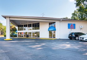 Motel 6 Tampa - Fairgrounds