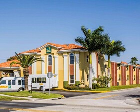 Quality Inn Airport - Cruise Port