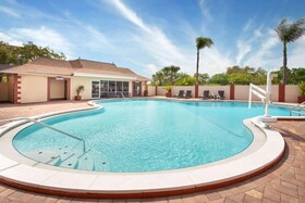 Ramada by Wyndham Tampa Airport Westshore