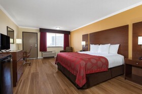 Ramada by Wyndham Tampa Airport Westshore
