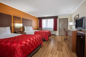 Ramada by Wyndham Tampa Airport Westshore