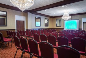 Ramada by Wyndham Tampa Airport Westshore