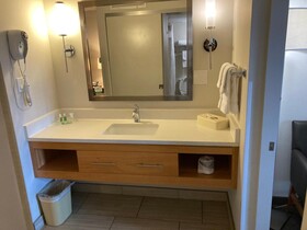 Red Roof PLUS & Suites Tampa