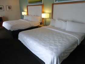 Red Roof PLUS & Suites Tampa