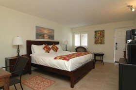 Tahitian Inn