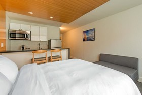 The West Wing Boutique Hotel