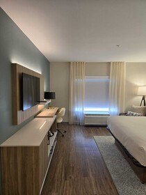 Wyndham Garden Tampa Fairgrounds/Casino