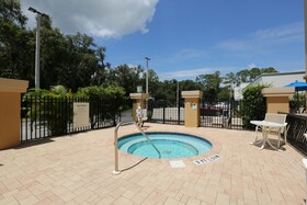 Holiday Inn Express Tampa North - Telecom Park