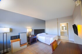 Sunrise Inn by OYO Titusville FL