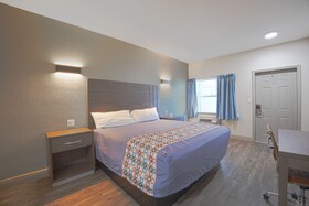 Sunrise Inn by OYO Titusville FL