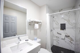 Sunrise Inn by OYO Titusville FL