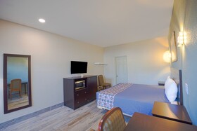 Sunrise Inn by OYO Titusville FL