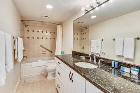 Land's End Building 10