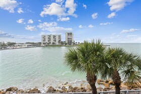 Land's End Building 5