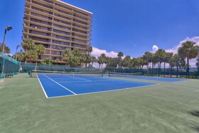 Land's End Building 5